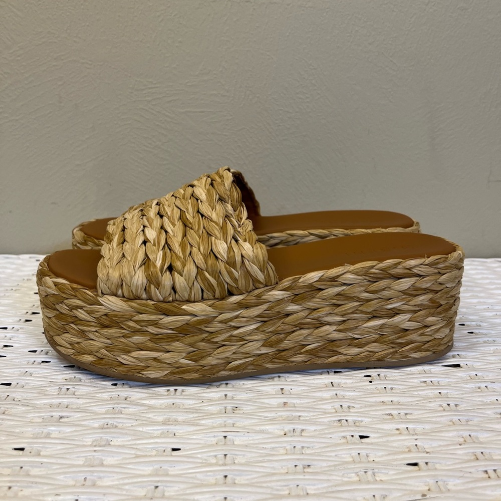 M. Gemi | The Simona | Natural Raffia Platform Sandals